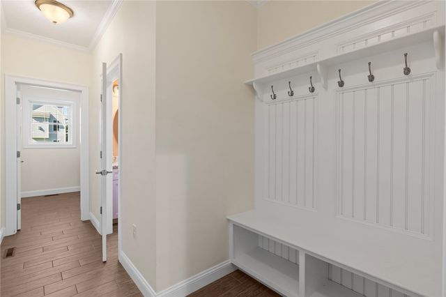 34 East Lantern Road, Lincoln, RI 02865