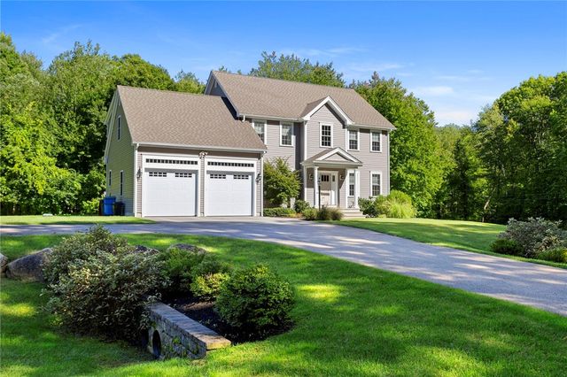 34 East Lantern Road, Lincoln, RI 02865