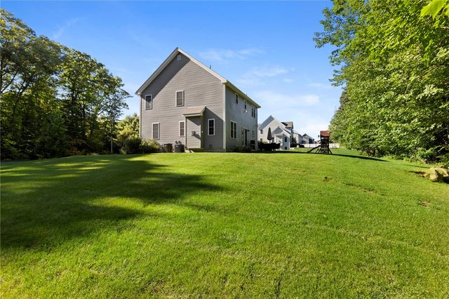 34 East Lantern Road, Lincoln, RI 02865
