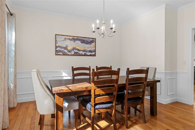 34 East Lantern Road, Lincoln, RI 02865