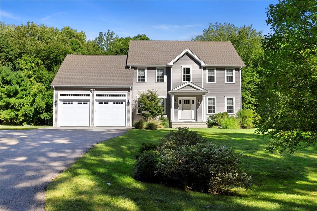 34 East Lantern Road, Lincoln, RI 02865