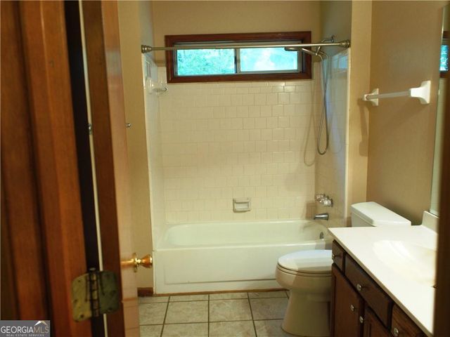 4865 Camberbridge Drive, Johns Creek, GA 30022