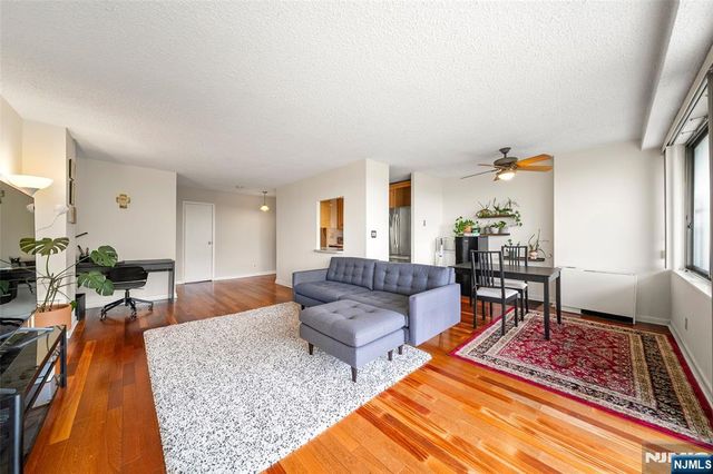 277 Prospect Avenue 6B, Hackensack, NJ 07601