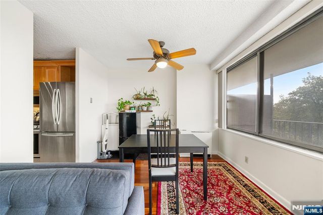 277 Prospect Avenue 6B, Hackensack, NJ 07601