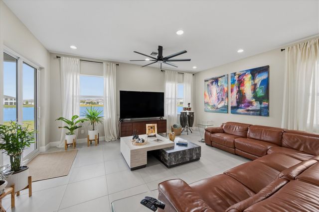 15143 Courtland Court, Westlake, FL 33470