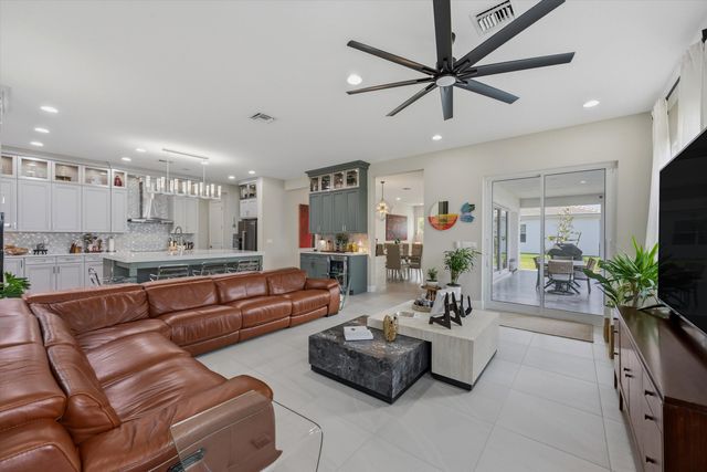 15143 Courtland Court, Westlake, FL 33470