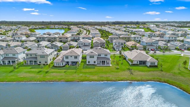 15143 Courtland Court, Westlake, FL 33470