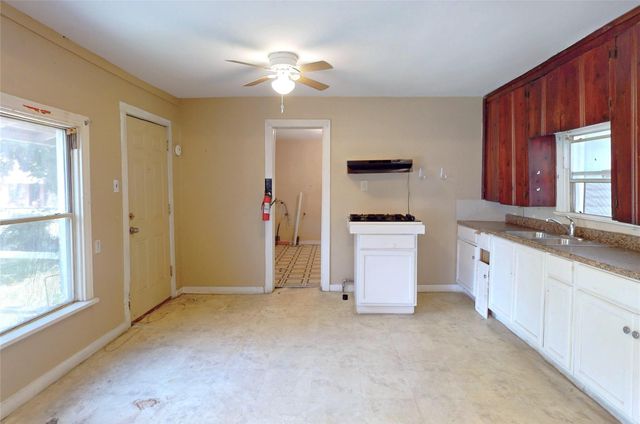 4921 Kashmere Street, Houston, TX 77026