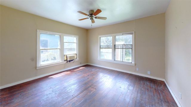 4921 Kashmere Street, Houston, TX 77026