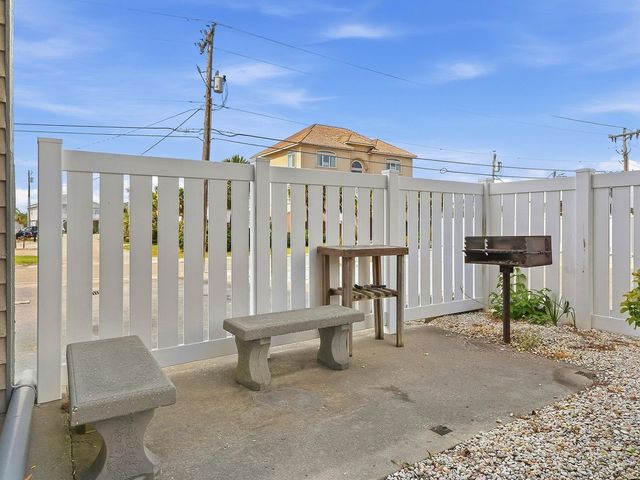 4303 N Ocean Blvd. D3, North Myrtle Beach, SC 29582