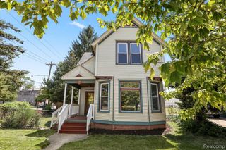 1105 Oak Street, Wyandotte, MI 48192