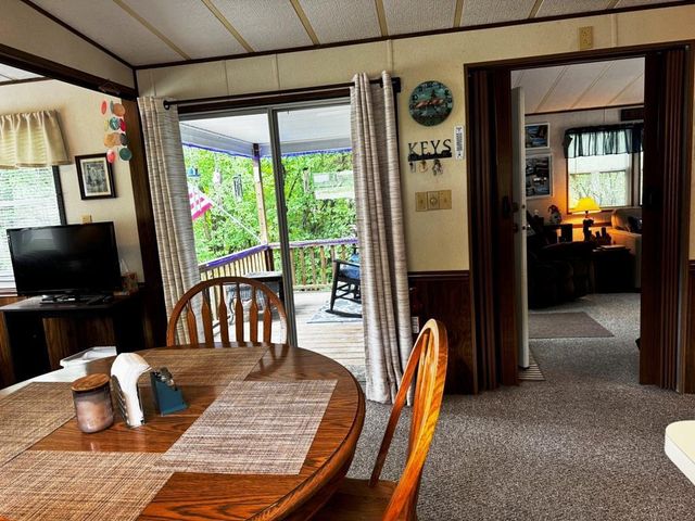466 Aspen Way, Edgerton, WI 53534