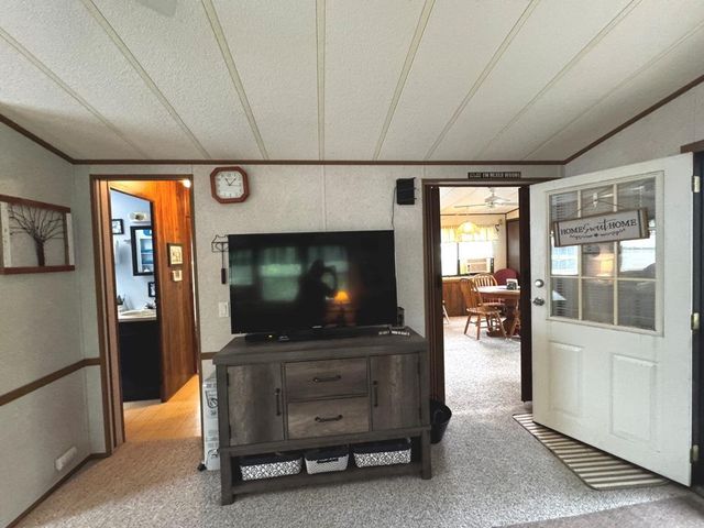466 Aspen Way, Edgerton, WI 53534