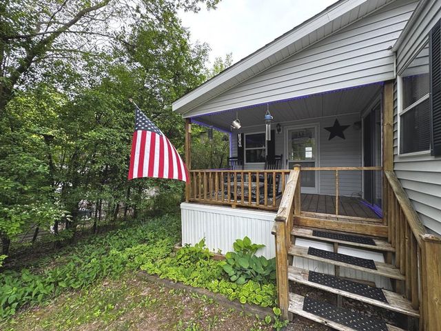 466 Aspen Way, Edgerton, WI 53534