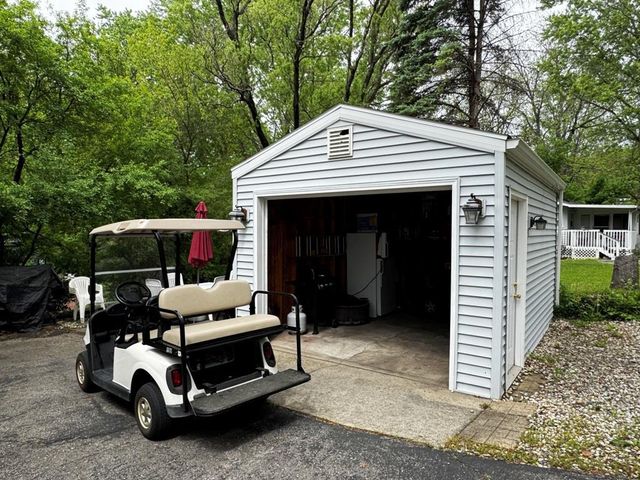 466 Aspen Way, Edgerton, WI 53534