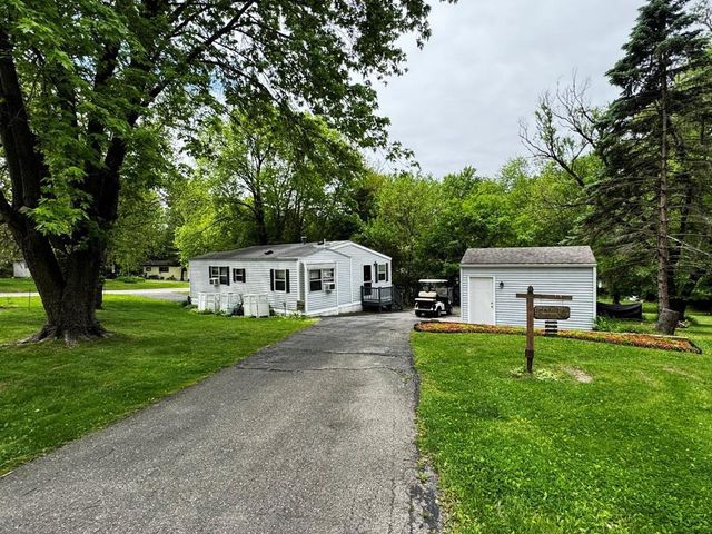 466 Aspen Way, Edgerton, WI 53534