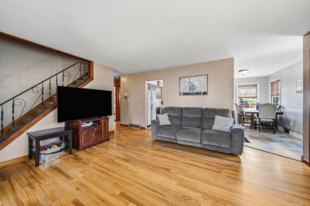 3515 PACIFIC Avenue, Erie, PA 16506
