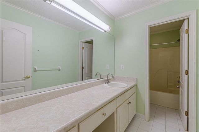 110 Eastfield Court, Mcdonough, GA 30252