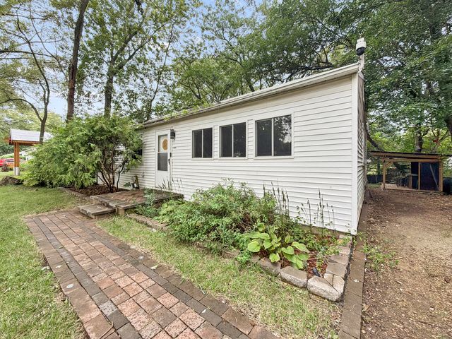 4415 Nina Terrace, Rockford, IL 61101