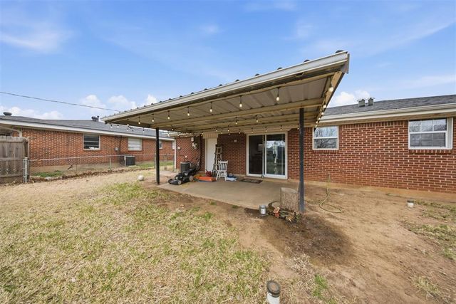 4732 Elmview Drive, Del City, OK 73115