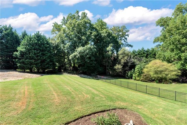 2559 Sagebrush Trail, Buford, GA 30519