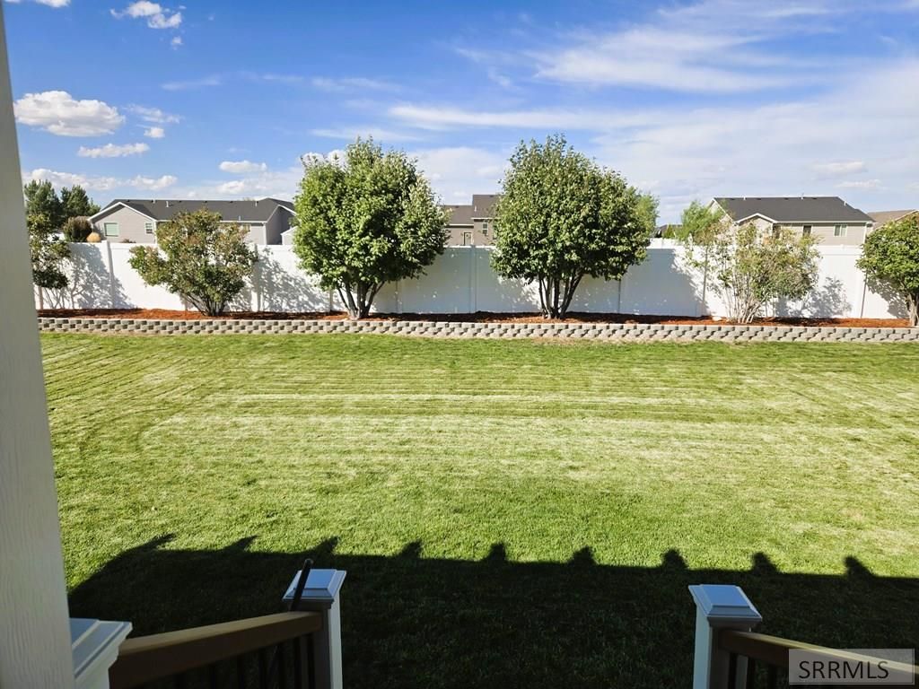 Image 12 of property listing at 4065 E Deloy Drive, Idaho Falls, ID 83401