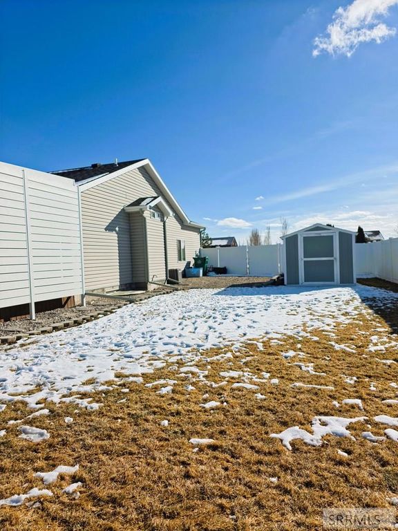Image 16 of property listing at 4065 E Deloy Drive, Idaho Falls, ID 83401
