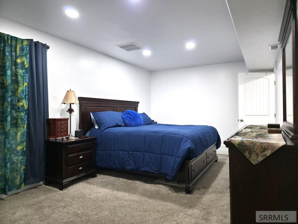 Image 33 of property listing at 4065 E Deloy Drive, Idaho Falls, ID 83401