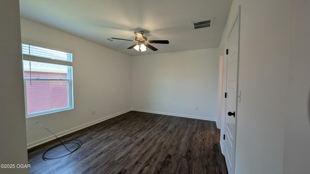 720 Short Leaf Lane, Oronogo, MO 64855