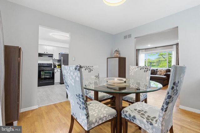 194 BULL RUN RD, Ewing, NJ 08638