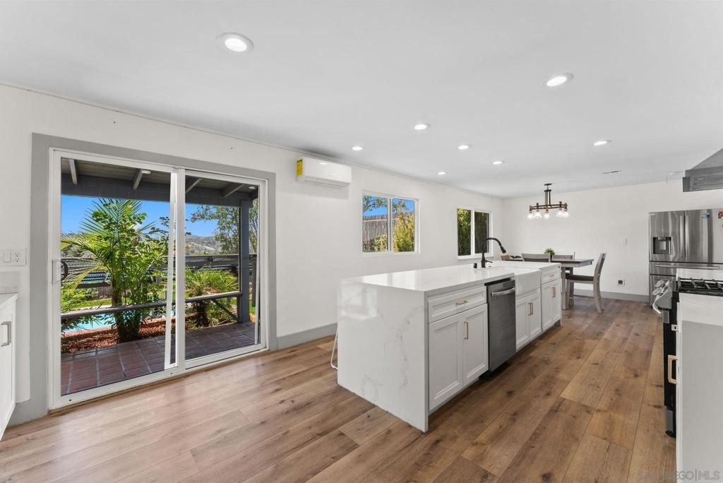 10111 Cliffwood Dr, La Mesa, CA 91941 — photo 4