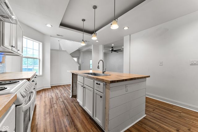 951 N Parker Avenue, Indianapolis, IN 46201