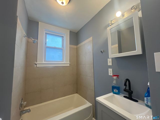149 Winchester Avenue, New Haven, CT 06511