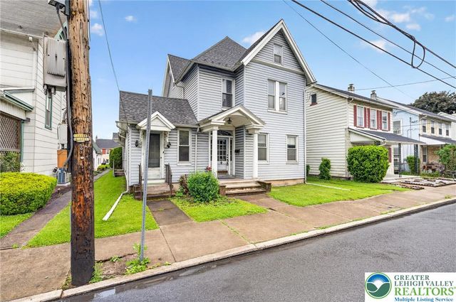 5127 2nd St, Whitehall Twp, PA 18052