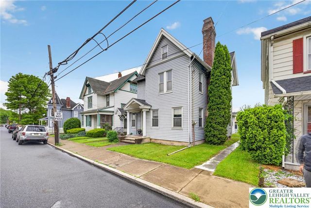 5127 2nd St, Whitehall Twp, PA 18052