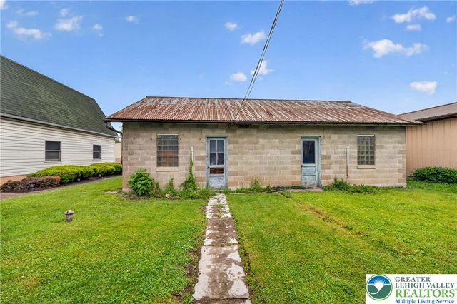5127 2nd St, Whitehall Twp, PA 18052