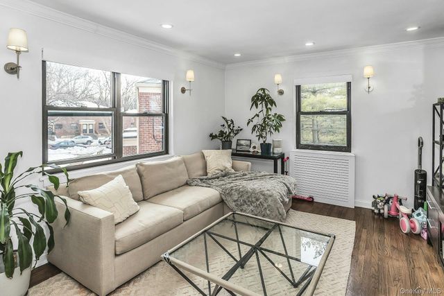 219-35 75th Avenue 299B2, Bayside, NY 11364