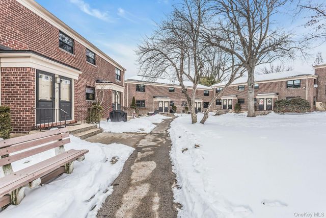 219-35 75th Avenue 299B2, Bayside, NY 11364