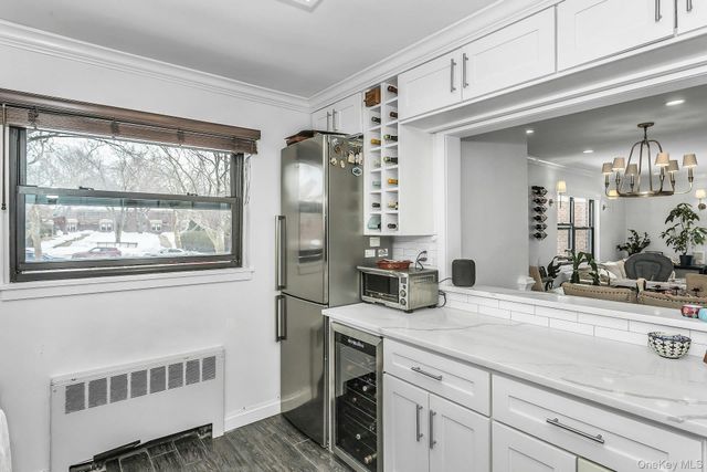 219-35 75th Avenue 299B2, Bayside, NY 11364