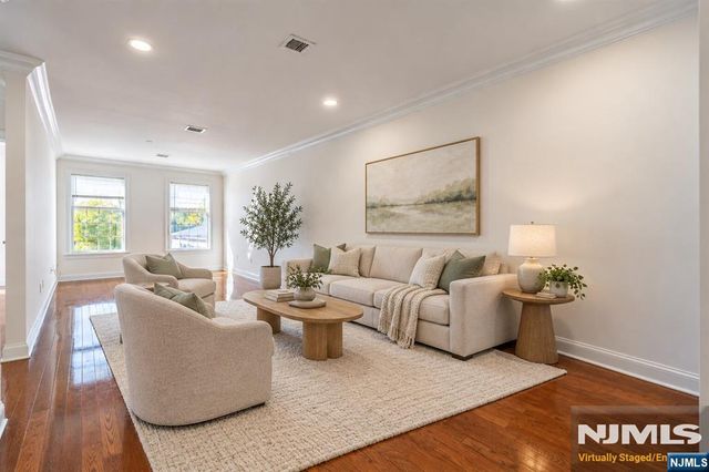 180 Edgewater Road 1A, Cliffside Park, NJ 07010