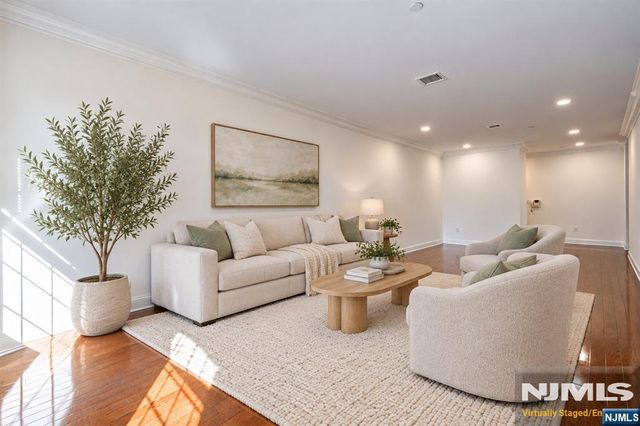180 Edgewater Road 1A, Cliffside Park, NJ 07010