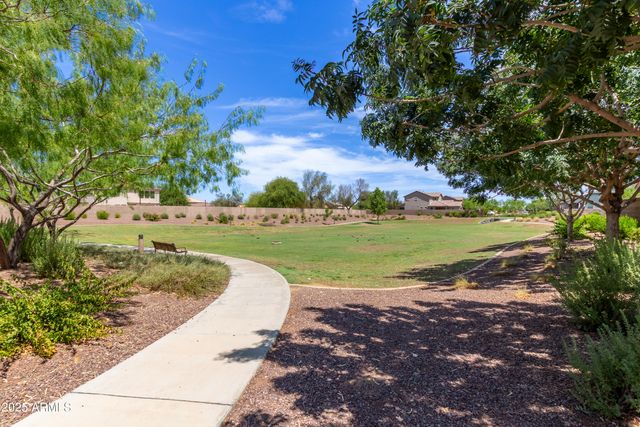 9341 W WILLOW BEND Lane, Phoenix, AZ 85037