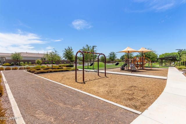 9341 W WILLOW BEND Lane, Phoenix, AZ 85037