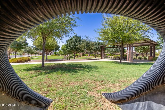 9341 W WILLOW BEND Lane, Phoenix, AZ 85037