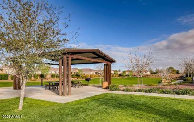 9341 W WILLOW BEND Lane, Phoenix, AZ 85037