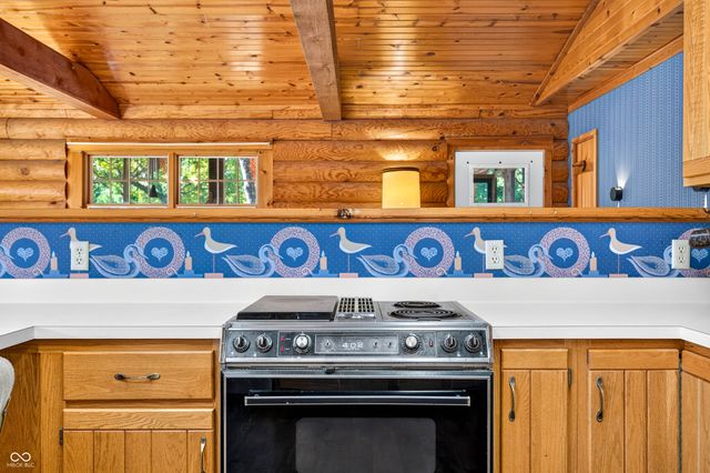 1222 Old State Road 46, Nashville, IN 47448