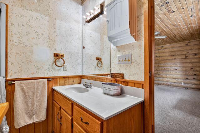 1222 Old State Road 46, Nashville, IN 47448