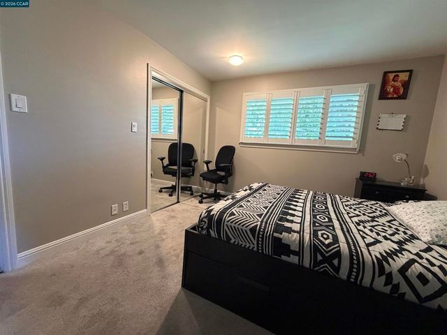 930 Sassel Avenue, Concord, CA 94518
