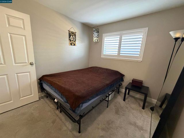 930 Sassel Avenue, Concord, CA 94518
