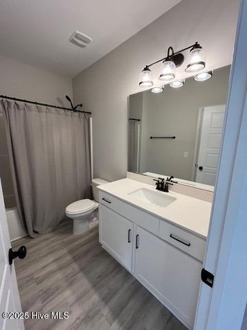 8288 Paramount Point, Winnabow, NC 28479